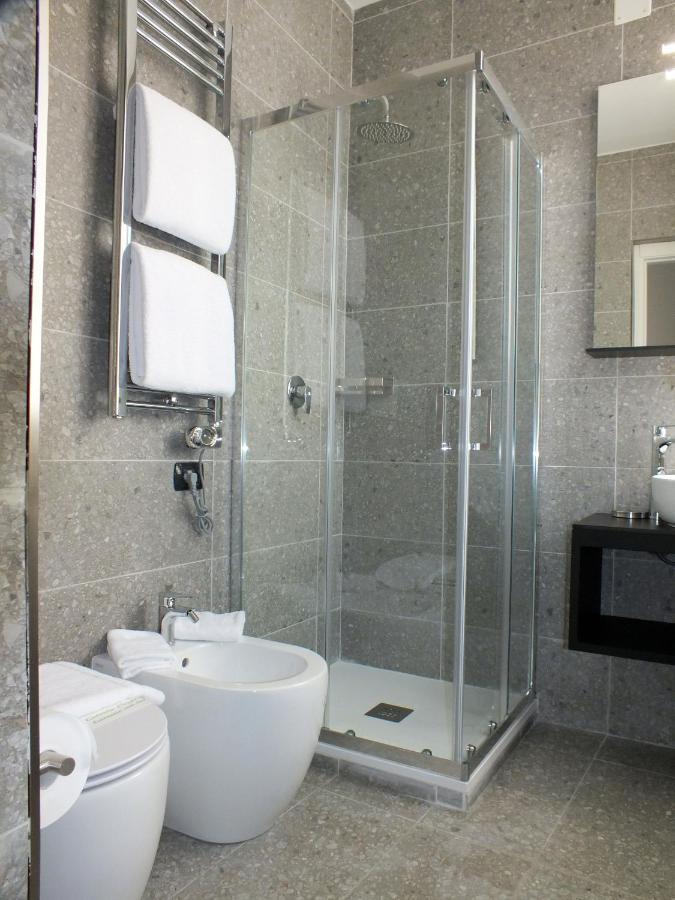 Bb Hotels Smarthotel Derose Florens Exteriör bild